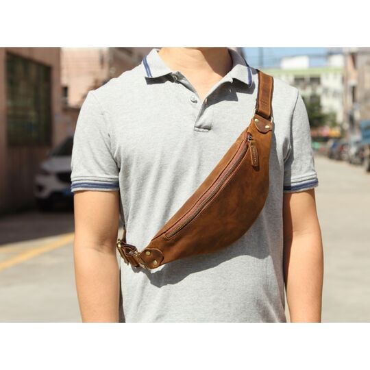 Чоловіча сумка поясна, бананка Misfits, коричнева П1302 Чоловіча сумка поясна, бананка Misfits, коричнева П1302