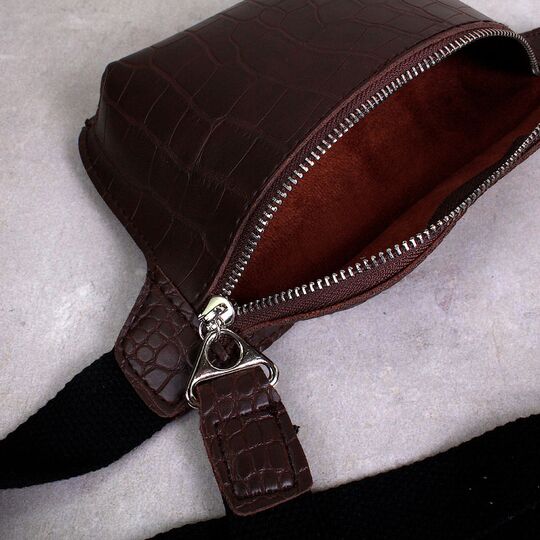 Женская поясная сумка, бананка, коричневая П1456 Женская поясная сумка, бананка, коричневая П1456