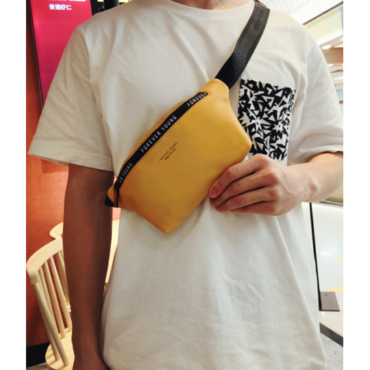 Поясна сумка, бананка Pierre Loues, червона П1490