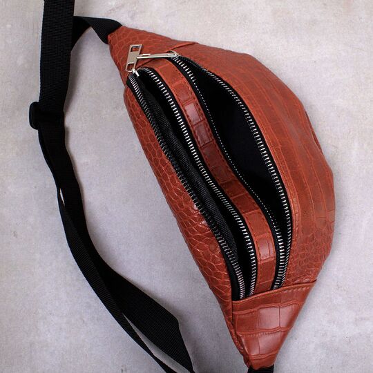 Жіноча сумка на пояс, бананка RAVIDINO, коричнева П1499