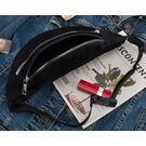 Жіноча сумка, банан DAUNAVIA, чорна П1557