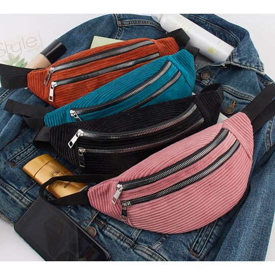 Жіноча сумка, банан DAUNAVIA, чорна П1557