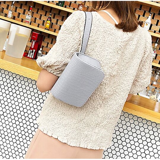 Сумка поясная женская "Badiya", серая П1715