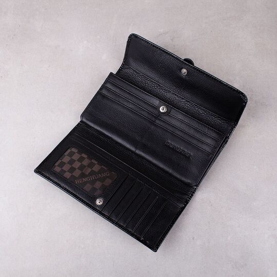 Жіночий гаманець HH, чорний П1865