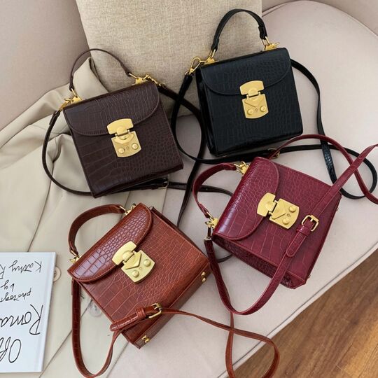 Женская сумка клатч, черная П2255