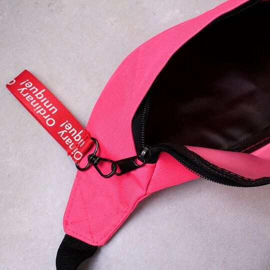 Сумка на пояс, бананка, розовая П2565