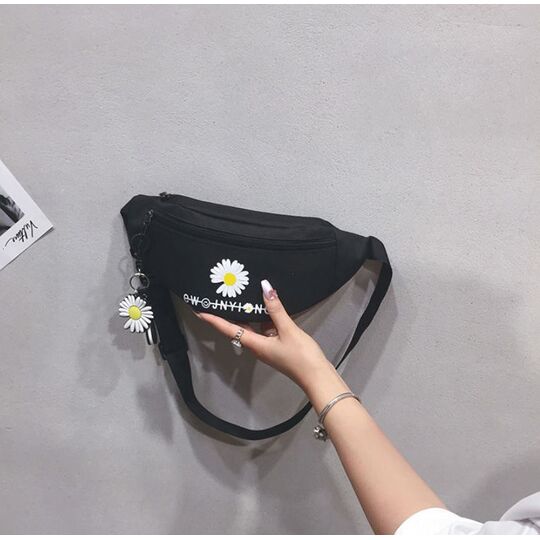 Женская сумка, бананка с ромашкой, П2597