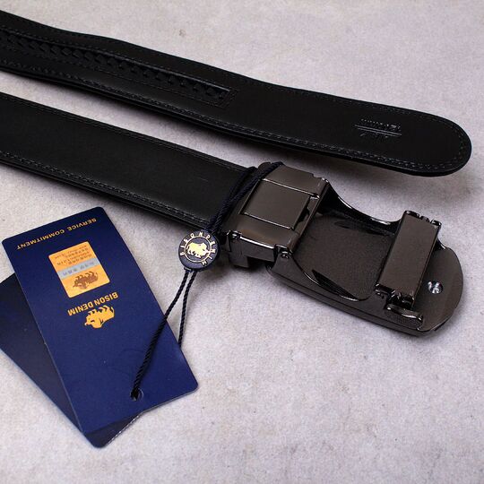 Чоловічий ремінь BISON DENIM, чорний П2829