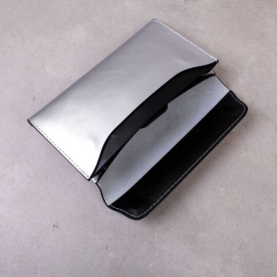 Жіночий гаманець, сріблястий П3012