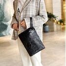 Женская сумка-клатч, черная П3079