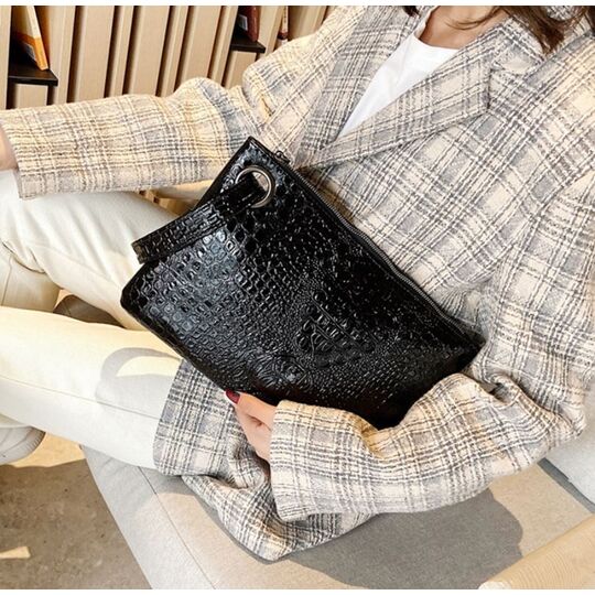 Женская сумка-клатч, черная П3079