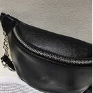 Жіноча сумка, бананка "FUNMARDI", чорна П3365