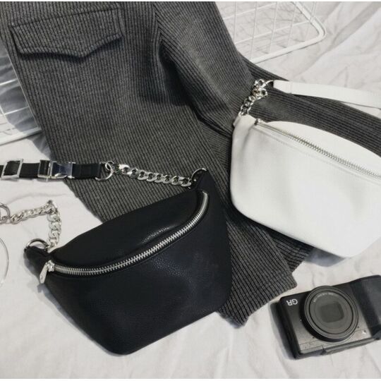 Жіноча сумка, бананка "FUNMARDI", чорна П3365