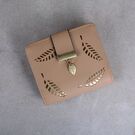 Жіночий гаманець, бежевий - П0242