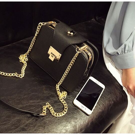 Жіноча сумка, чорна П0257 Жіноча сумка, чорна П0257