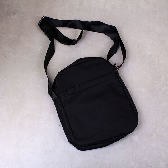 Чоловіча сумка на плече "TINYAT", чорна П4084