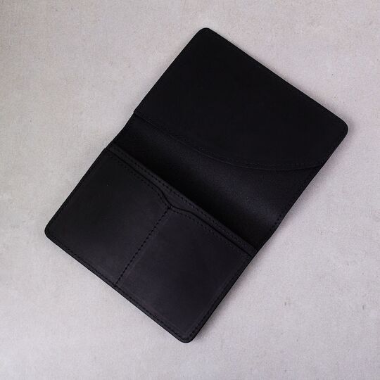 Обкладинка для паспорта, чорна П4088