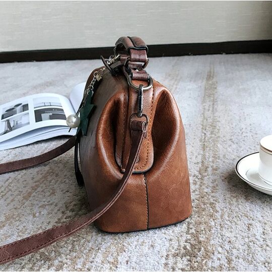 Жіноча сумка, коричнева П0757