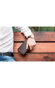 выбор мужского клатча